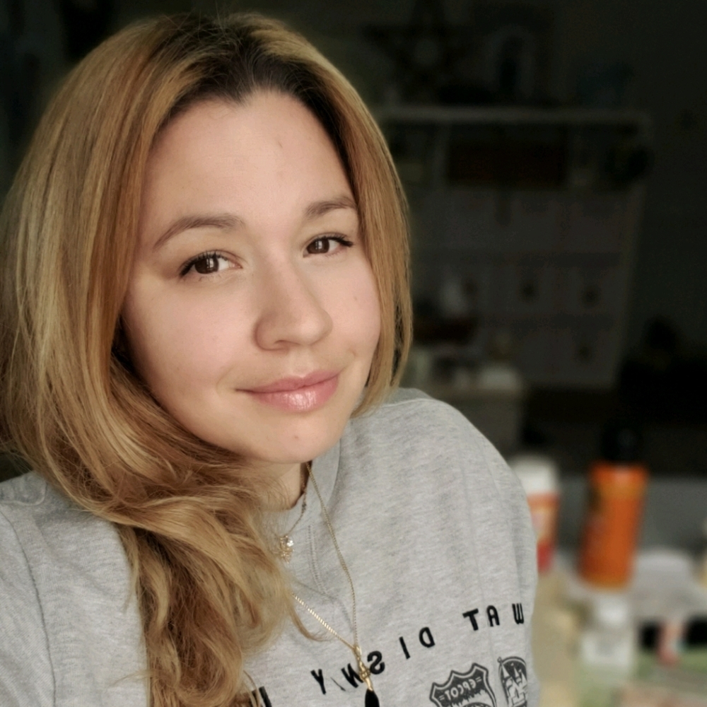 Meet your Posher, Candidly